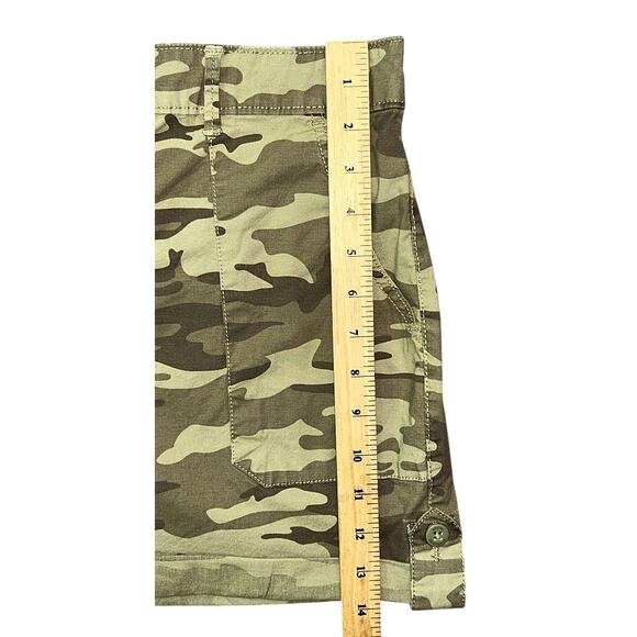 Sanctuary High-Rise Camouflage Mini Cargo Shorts Women's Large 32X5 - Picture 4 of 8